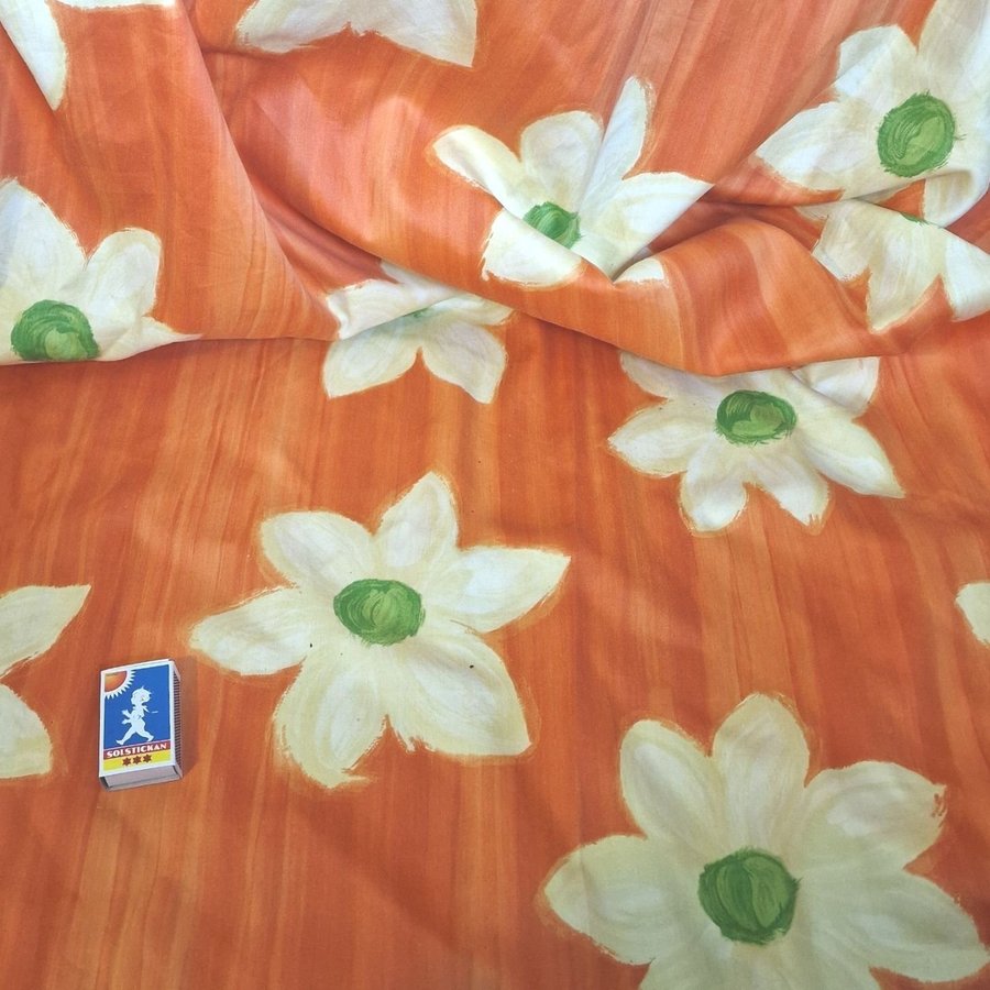 55 meter bomullstyg Melody orange tyg