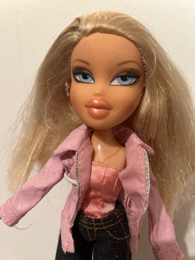 Bratz docka - Play Sports Extreme Leah