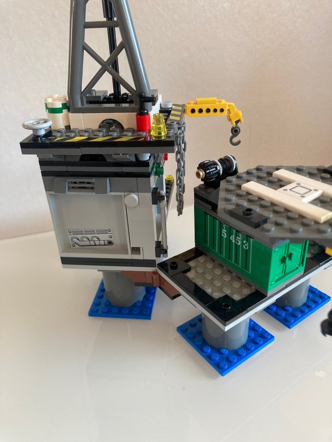 Lego Cars - oil rig escape 9486