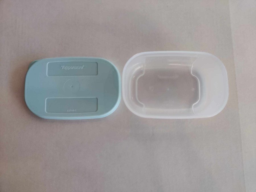 Tupperware Allt-i-kyl OBS 2st, 1,4 dl, ljusblå/transparent, HELT NY!