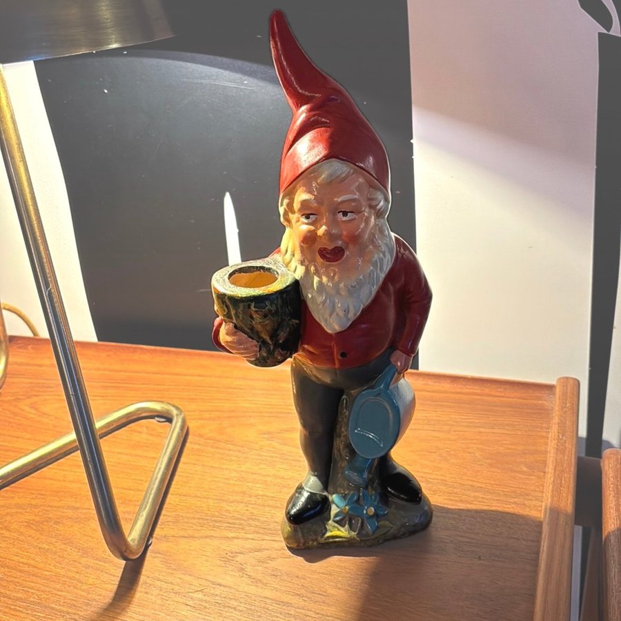 Gammel terracotta nisse Figur