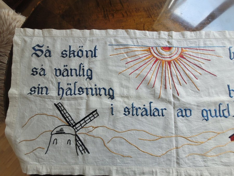 Fin gammal jugend väggbonad handbroderad antik ordspråk 105×46cm