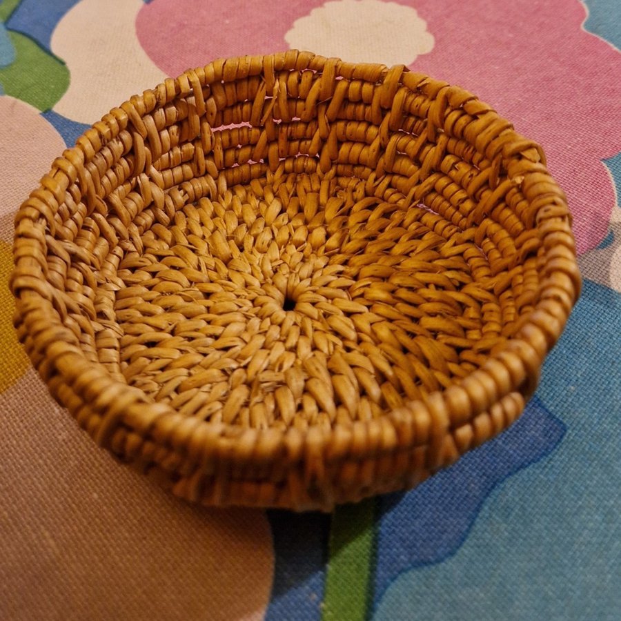 Rotkorg Diameter 10.5 cm Höjd 3.5 cm