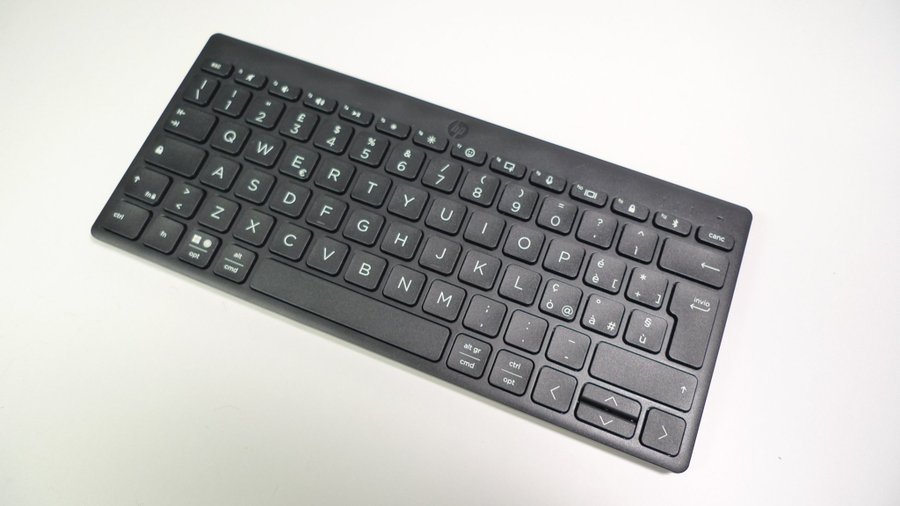 BID! HP 350 Compact Multi-Device Bluetooth Wireless Keyboard! New!