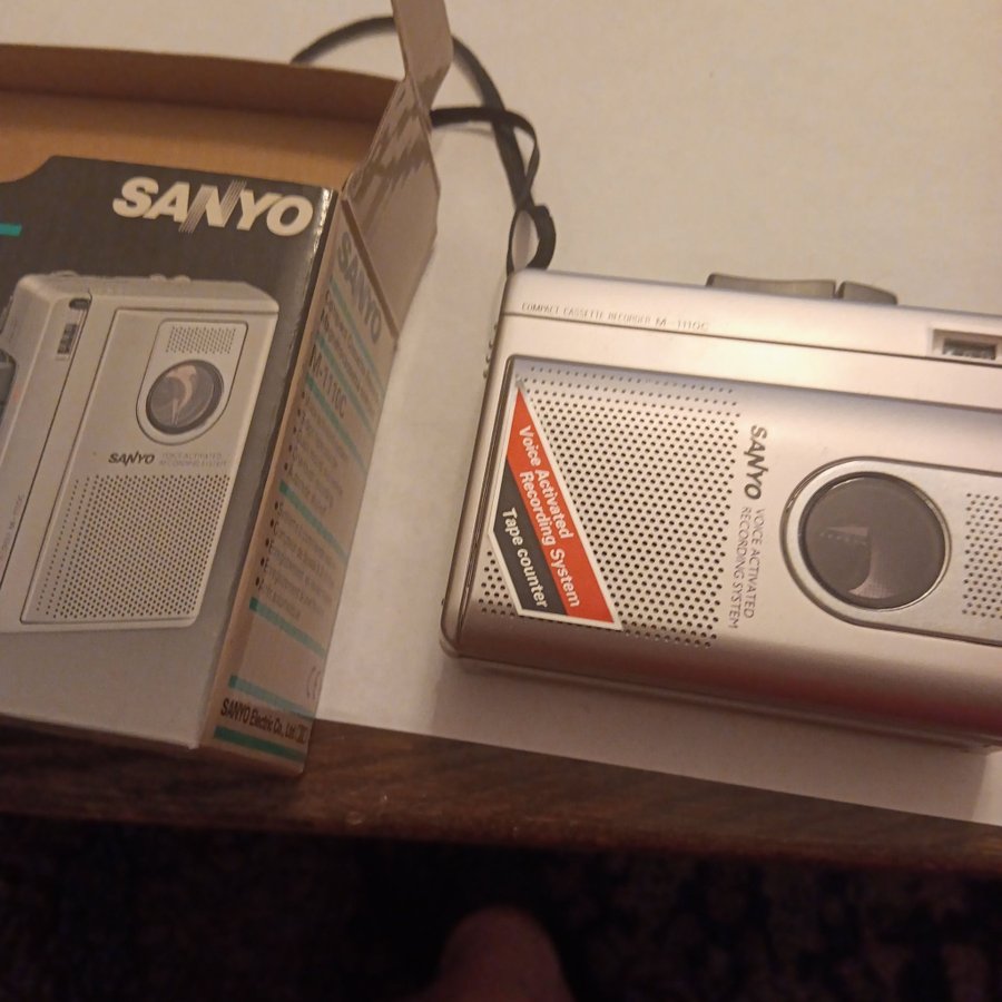 Sanyo cassete recorder M-1110C