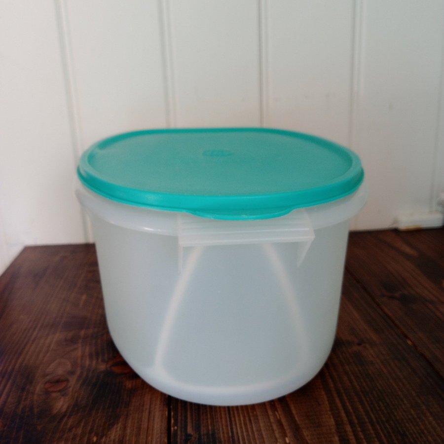 Tupperware "grisen"