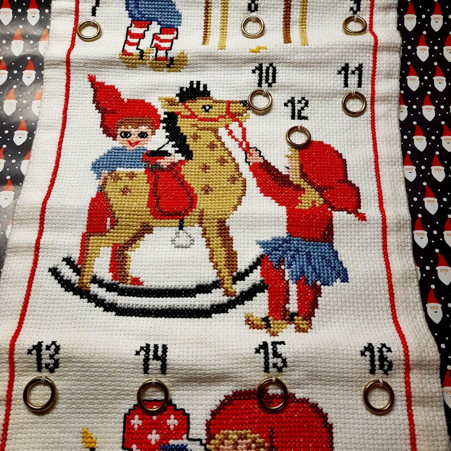 Broderad Julkalender / Adventskalender