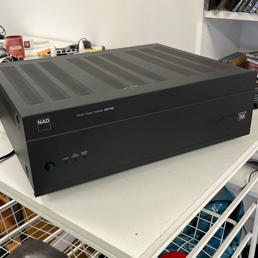 NAD 216THX Stereo Power Amplifier