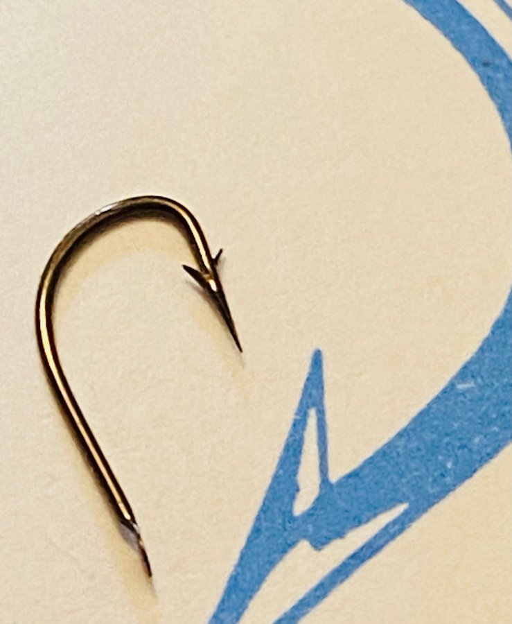 MUSTAD nr10. Qual 262 A. 100st special krokar med extra hulling!