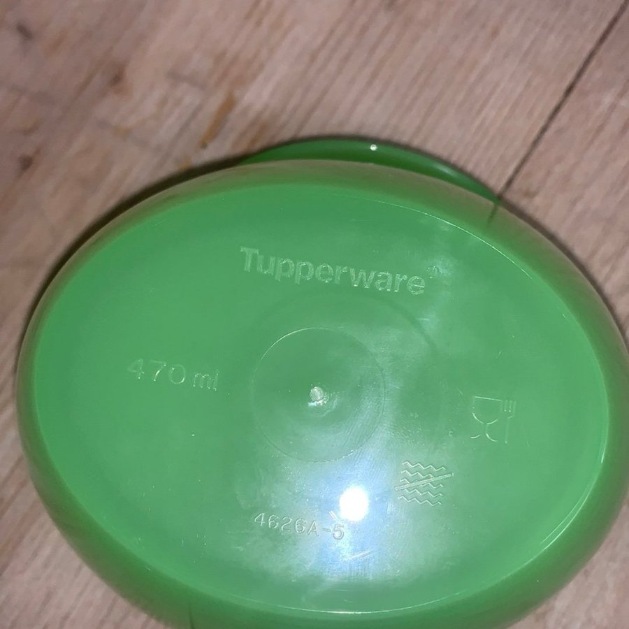 Tupperware blå chips/snacksskål och två dippskålar med lock