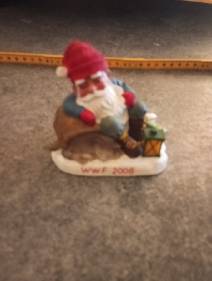 WWF Tomte 2006 samlar Tomte Titti Gnospelius höjd 7 cm