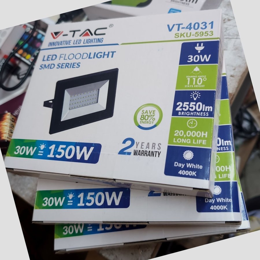 4 st V-TAC LED Floodlight 30W