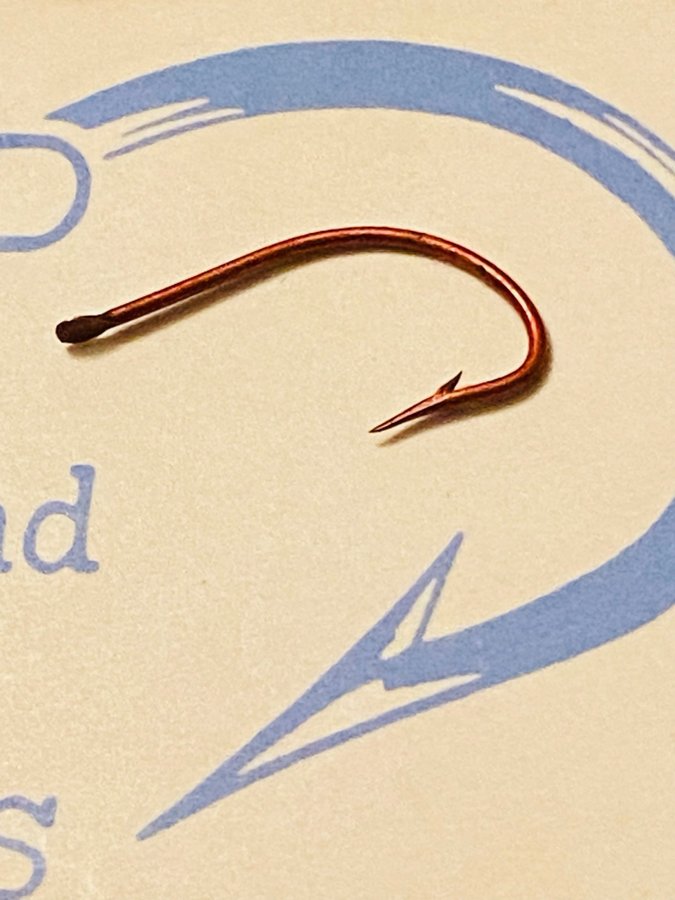 MUSTAD nr6. Qual 204 R . 100 special krokar i sin original ask!