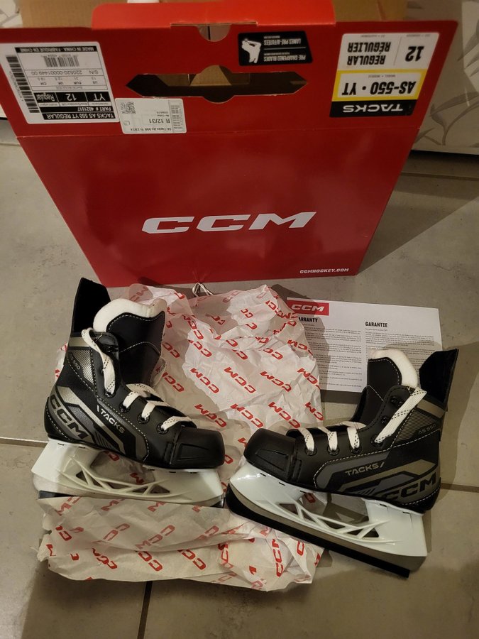 CCM Tacks AS-550 YT Ishockey Skridskor Storlek 31