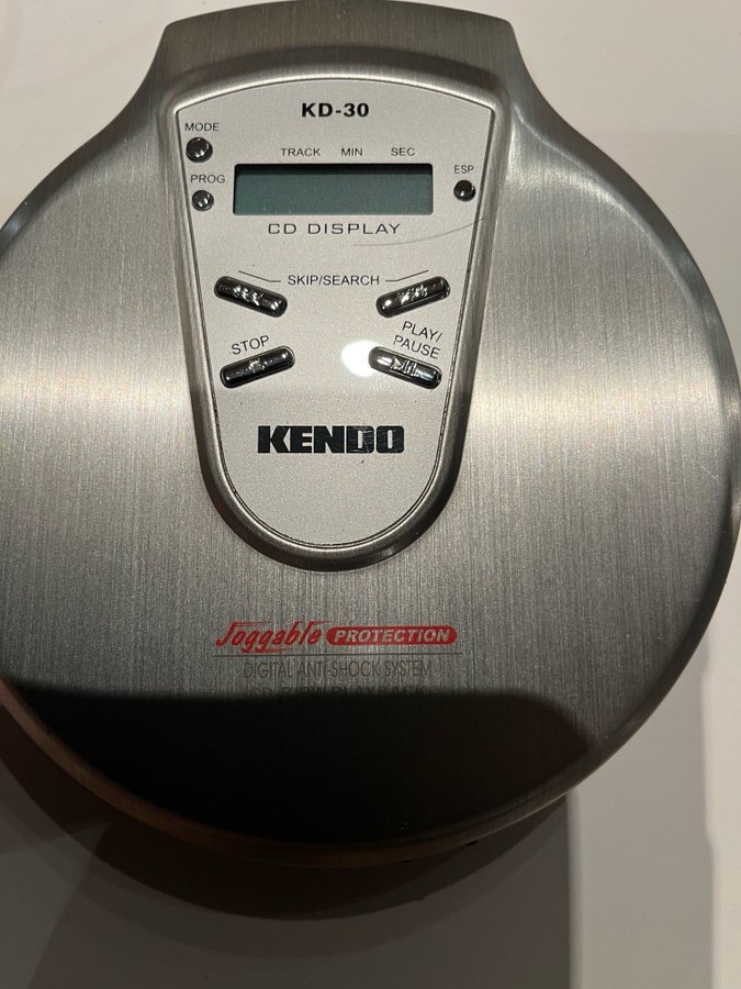 KENDO KD-30 Bärbar CD-spelare