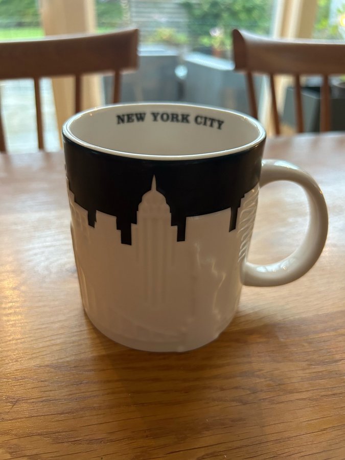 Starbucks temugg New York City