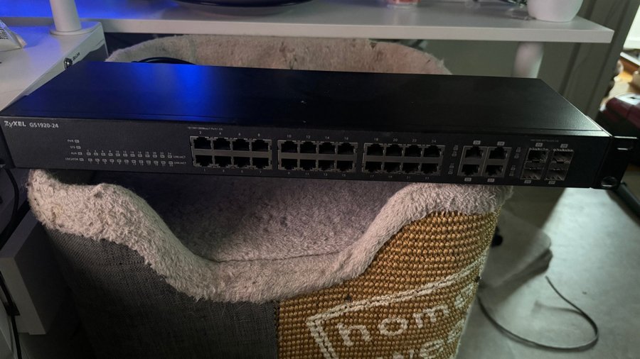 Zyxel 24-port GbE GS1920-24 Fläktlös Switch