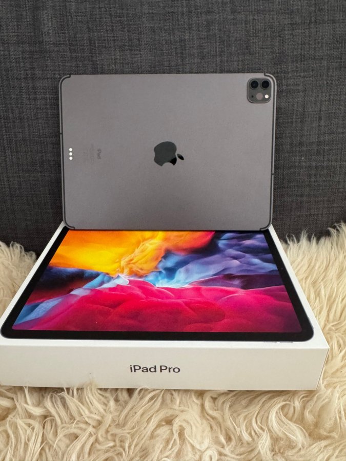 iPad Pro 11"