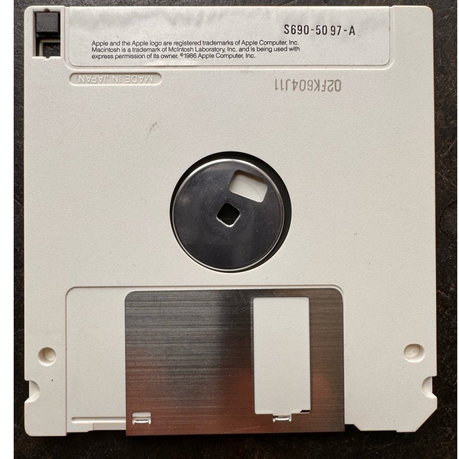 Mac Paint 35 floppy 1986