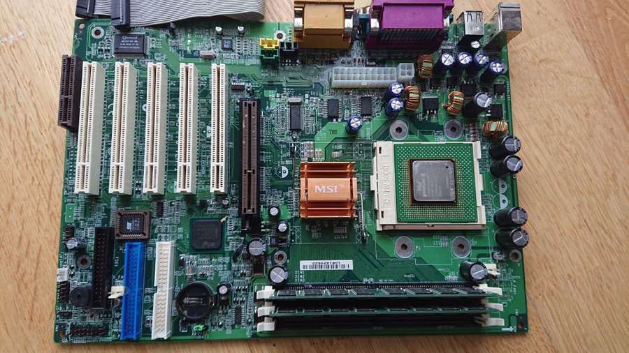 2001 MSI 845 PRO Socket 423, Pentium 4, RDRAM