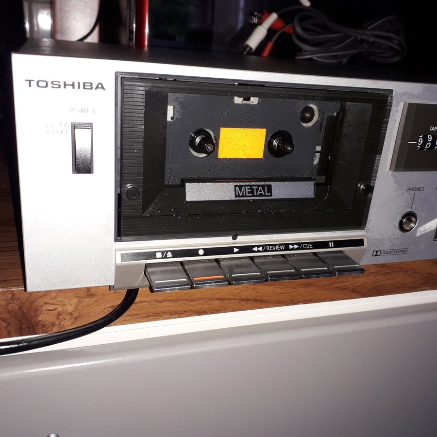 TOSHIBA / Kassettbandspelare KASSETTDÄCK / PC-X15 / Repobjekt Helsingborg