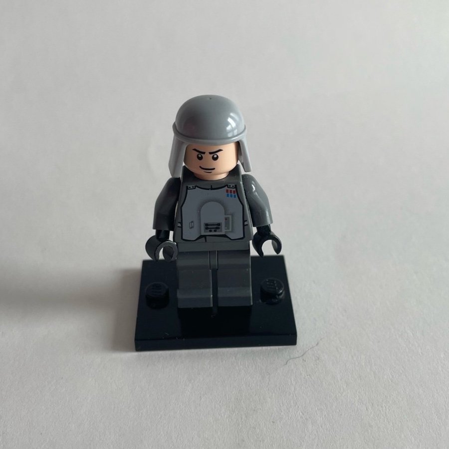 Lego Star Wars Minifigur - Imperial Officer