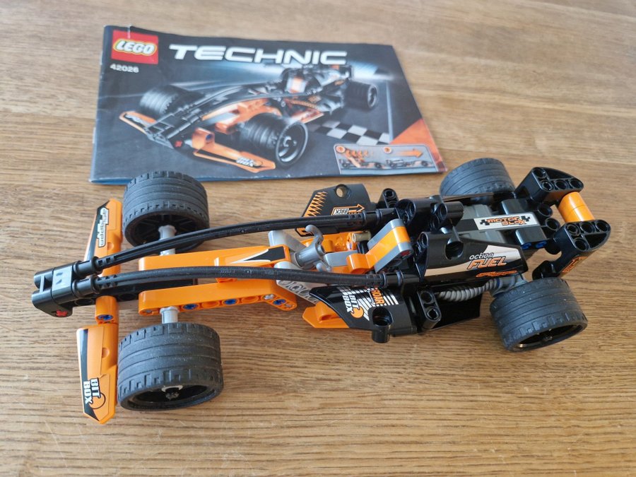 Lego Technic 42026 Svart Racerbil