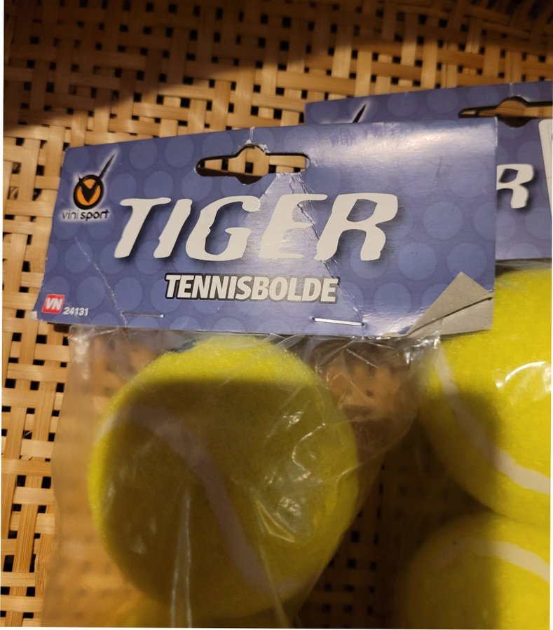 6st Tennisbollar Tiger