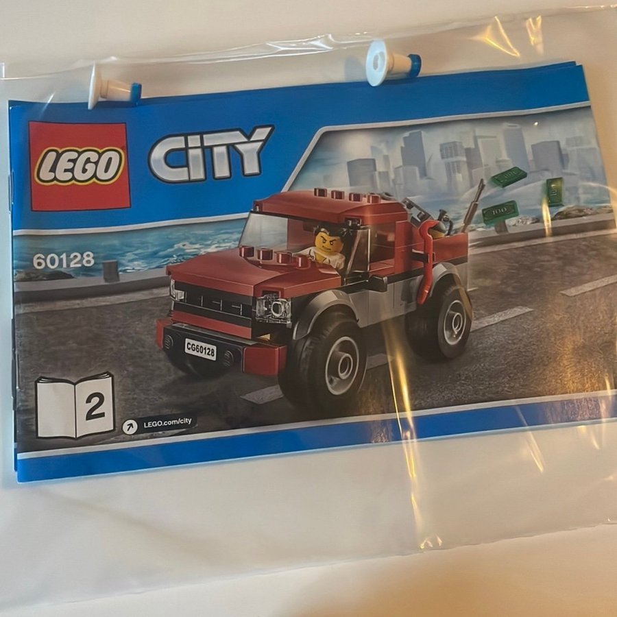 Lego City 60128 - Polisbil och Röd Lastbil