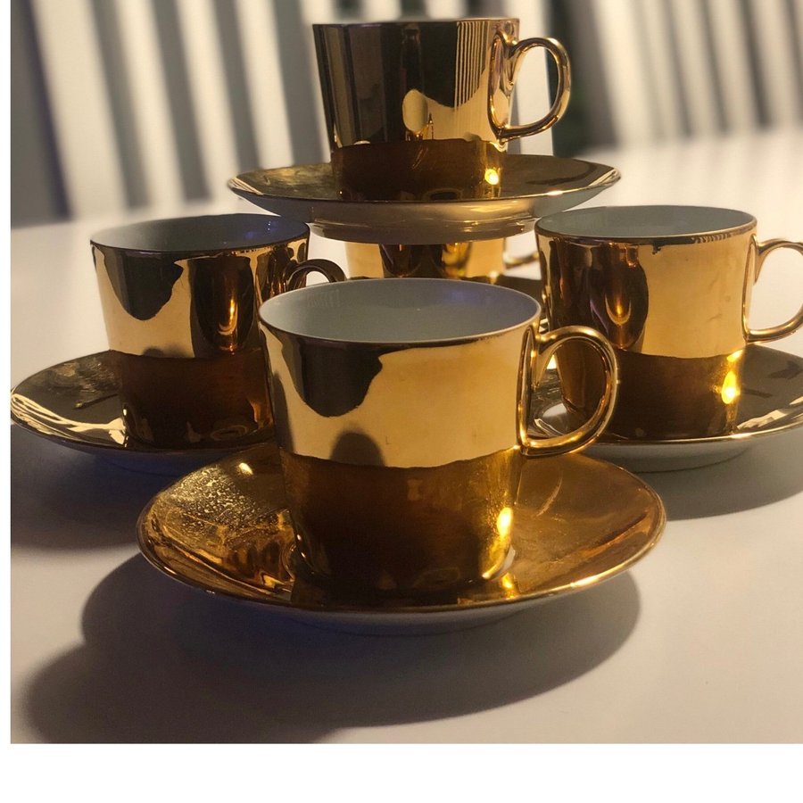 Vintage kaffekoppar med fat EPIAG ROYAL guld