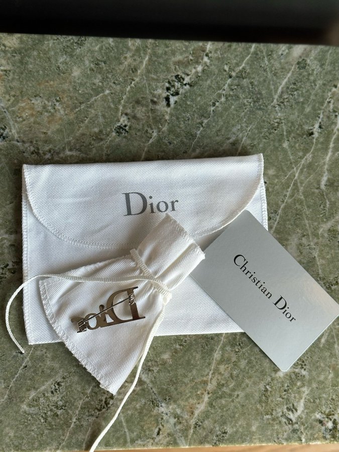 DIOR Brosch silver HELT NY