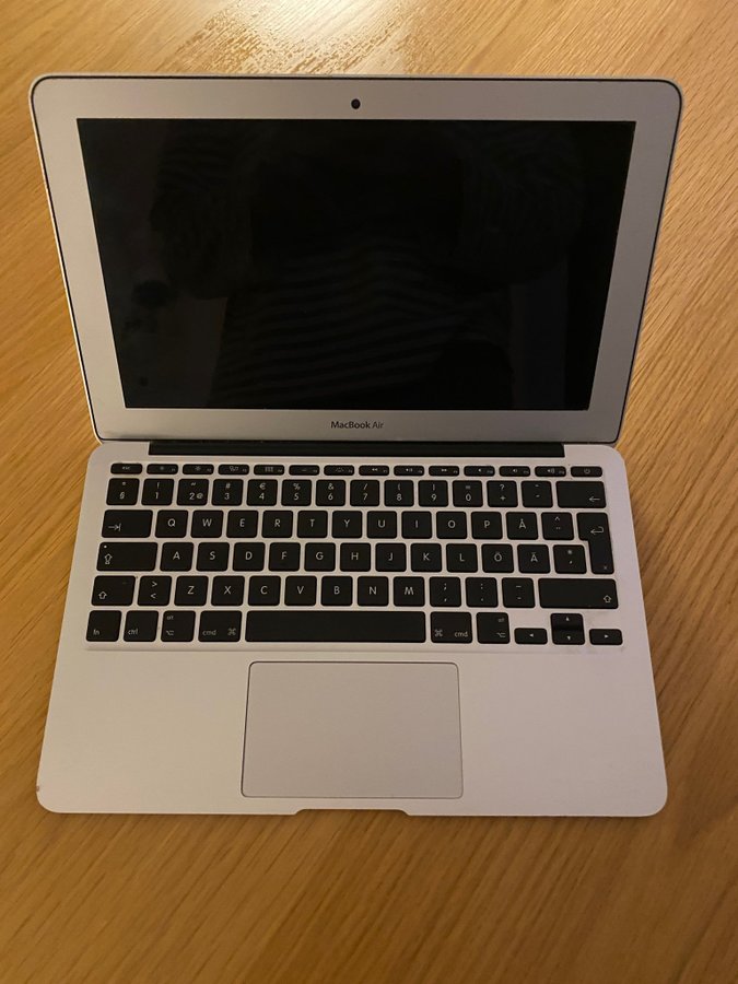 MacBook Air 11 inch early 2014