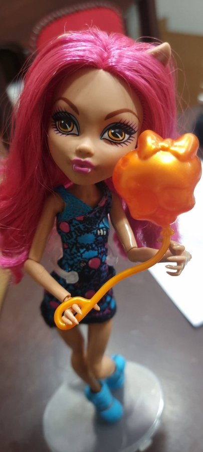 Monster high - scarenival - howleen