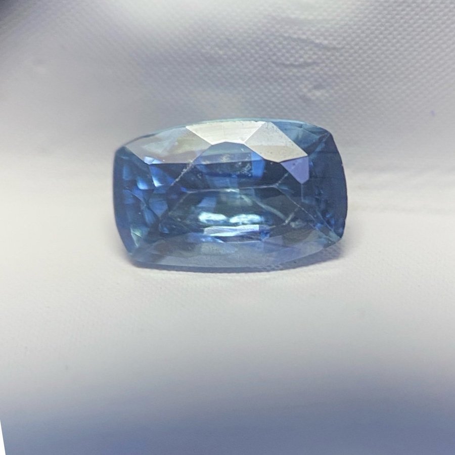 Sapphire 0.46 carat