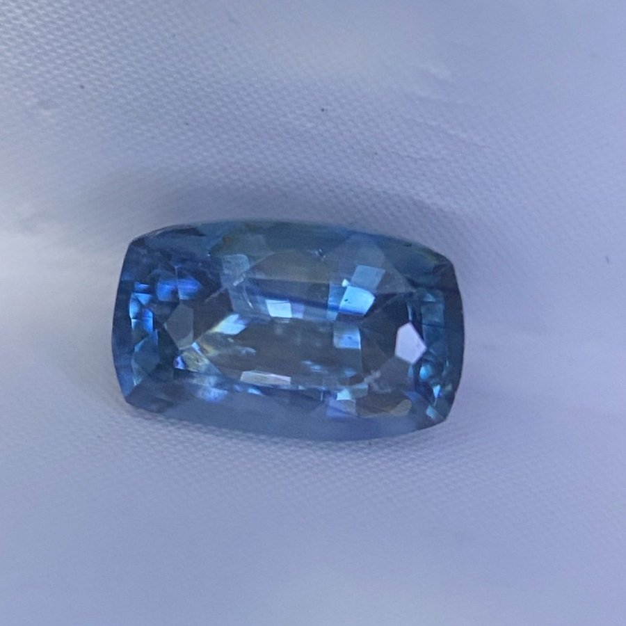 Sapphire 0.46 carat