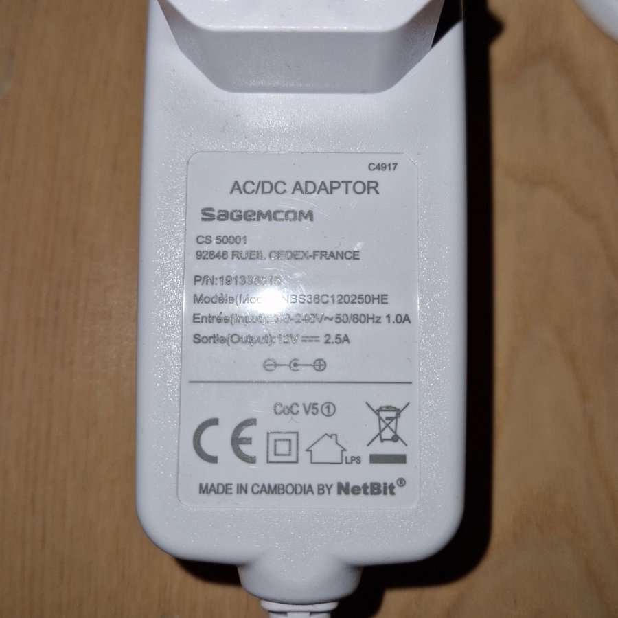 Sagemcom AC/DC Adapter 12V 2.5A