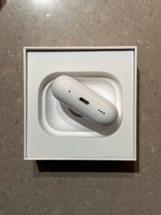 Apple AirPods Pro (Gen 2) Lightning - laddningsetui