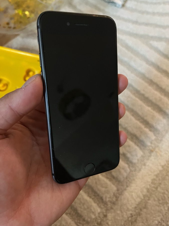 iPhone 8 64gb