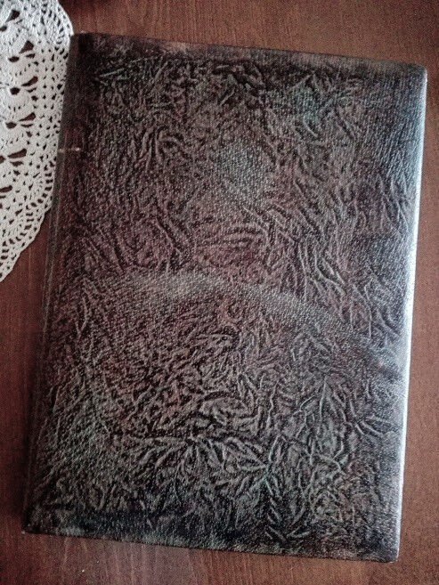 Vintage 1950s brown embossed leather folder