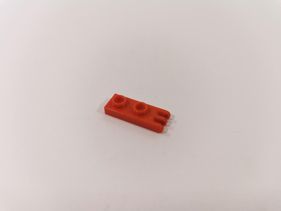 Lego - hinge - tile - ledad - 1x2 1/2 - 3 fästen - part 4275 - röd