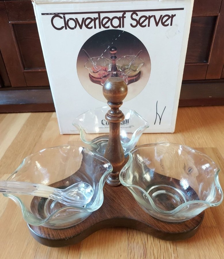 Ny Retro Svävande Cloverleaf Server från Cornwall Handcrafted Wood Accessories