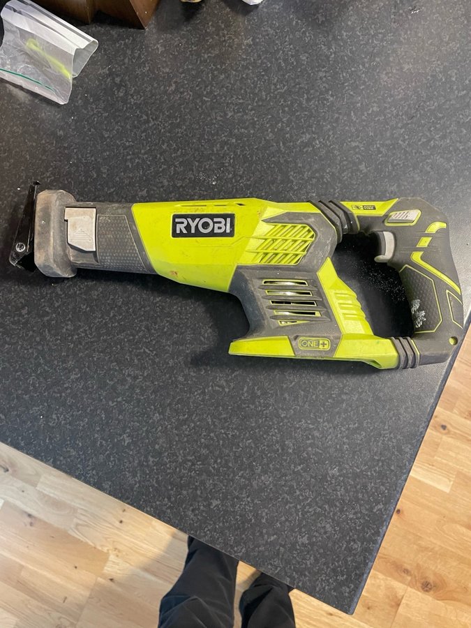 Ryobi one+ tigersåg