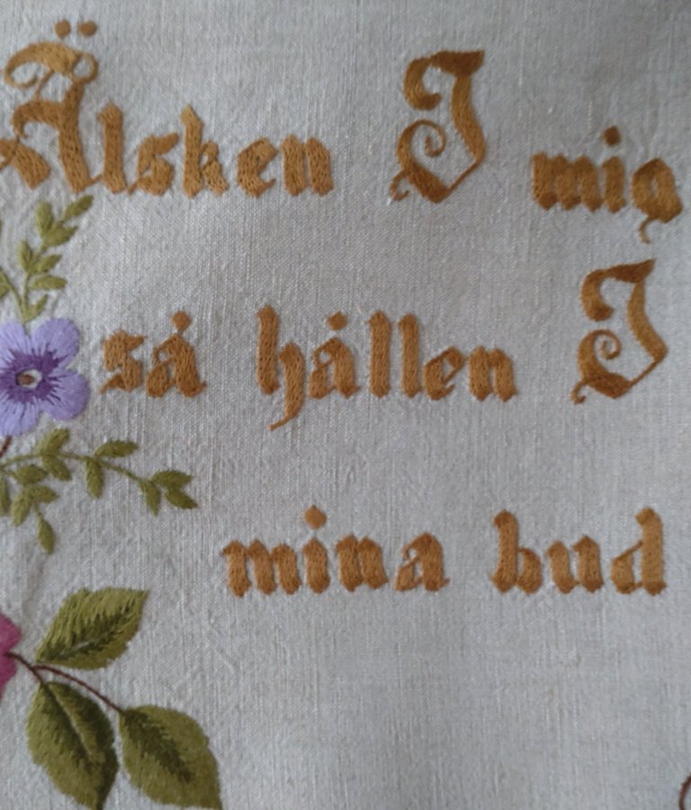 Bonad vägg Bibeltext Handbroderad