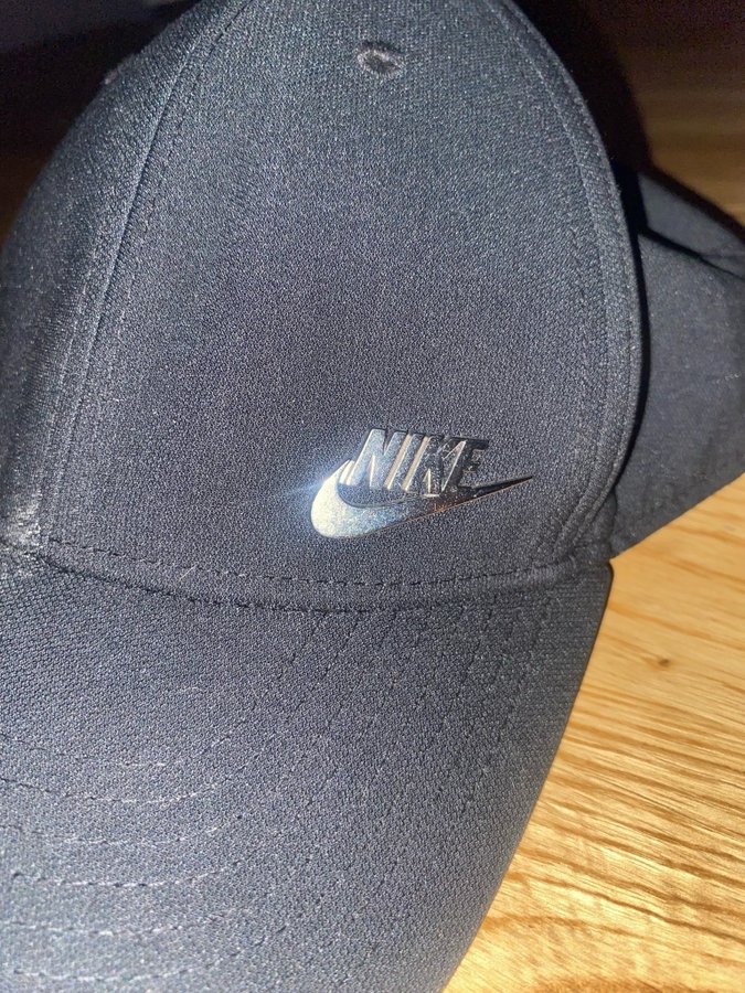 Nike svart keps, storlek M/L