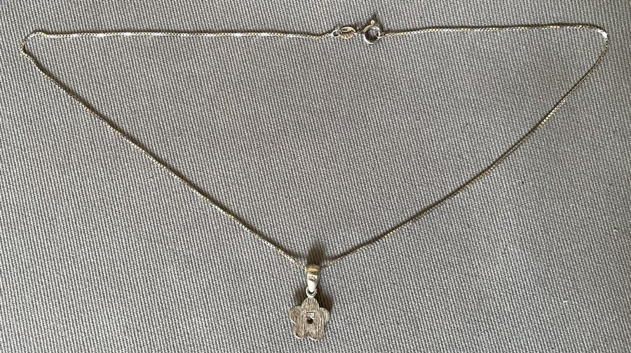 Silverhalsband med hänge/sten Stämplat 925