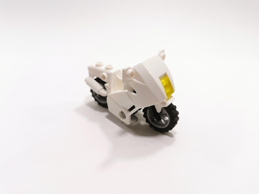 Lego - fordon - motorcykel - vit