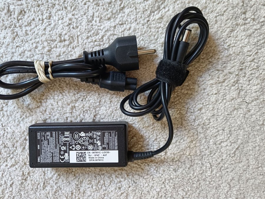 Dell 65W Laptop Adapter