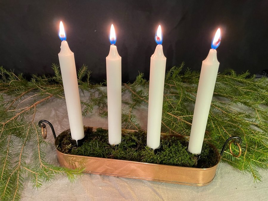 Nr: 2 Ljusstake ljushållare advent jul koppar vintage