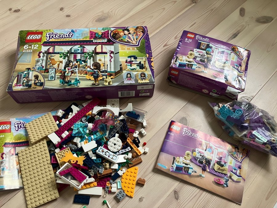 Lego friends en assessoar butik och Emmas sovrum.