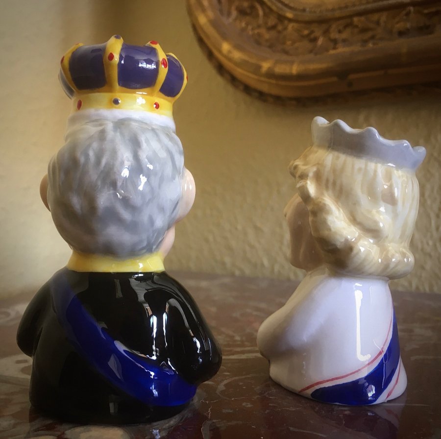 Salt- och pepparkar, Kung/King Charles III  Drottning/Queen Camilla